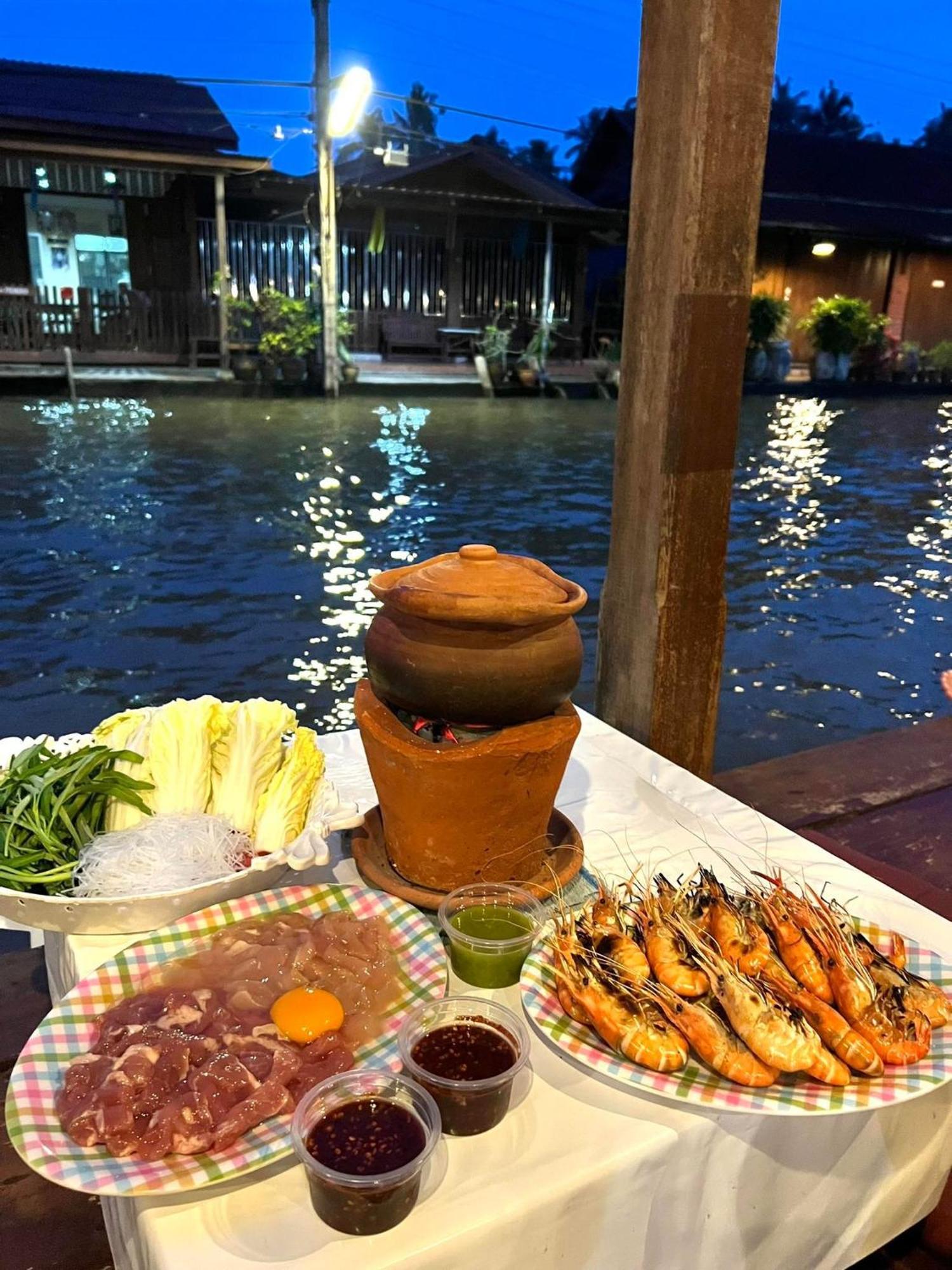 Baanklong Amphawa Homestay Dış mekan fotoğraf